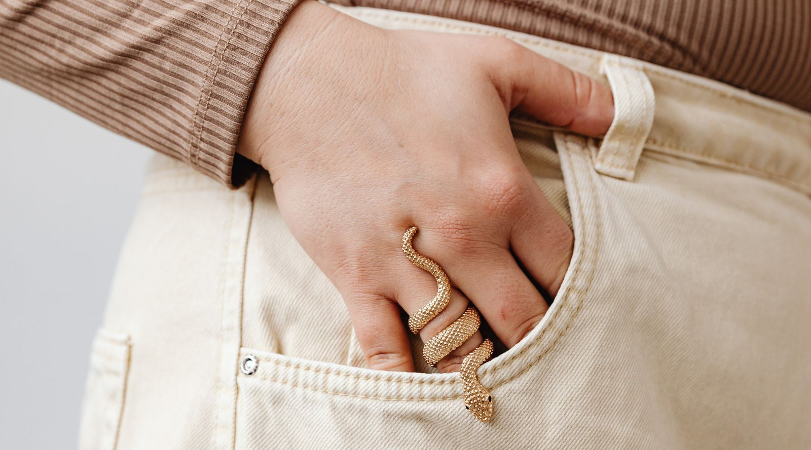 The Benefits of Joining Secondhand September