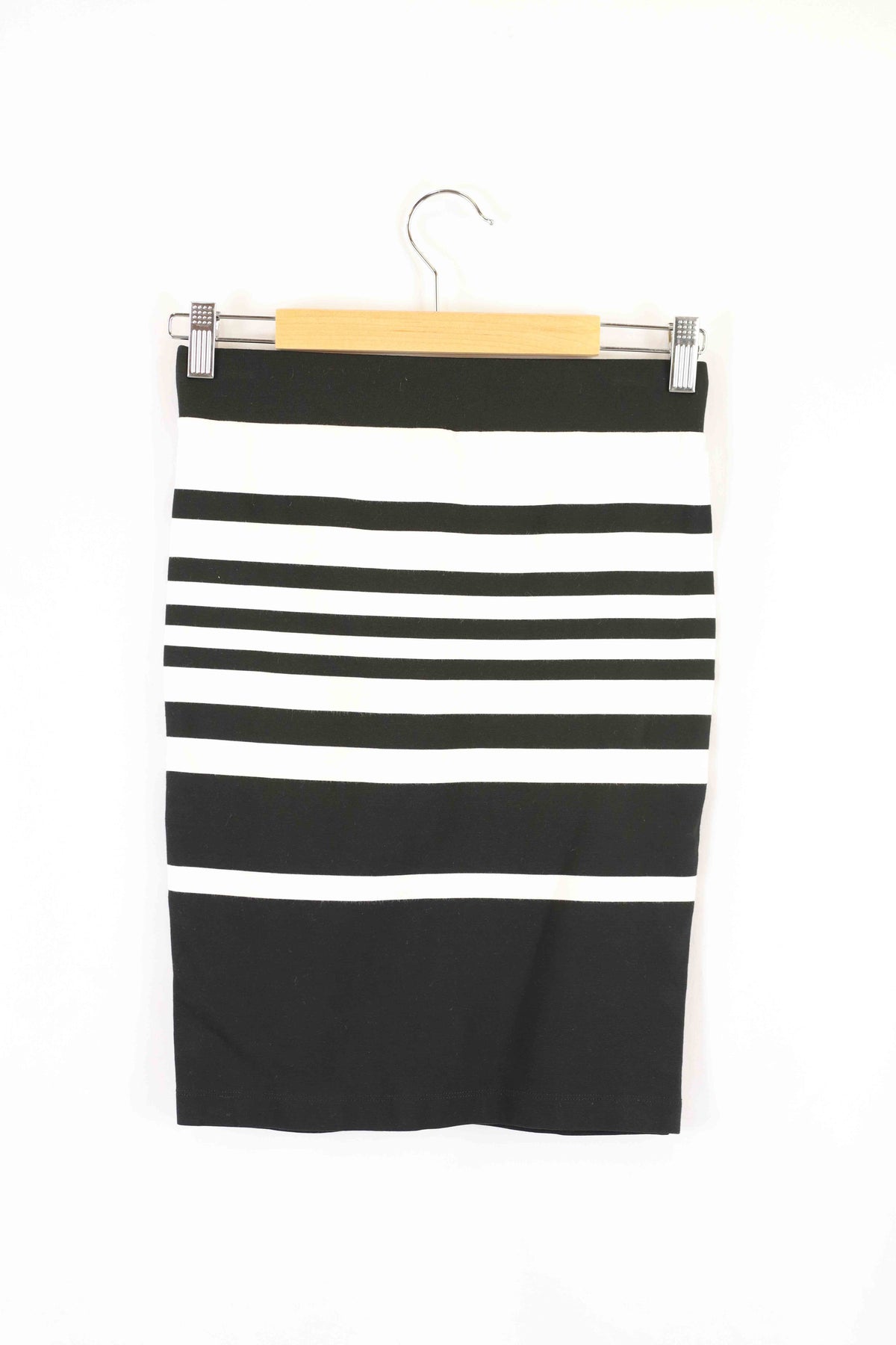 Witchery Black And White Striped Skirt 8