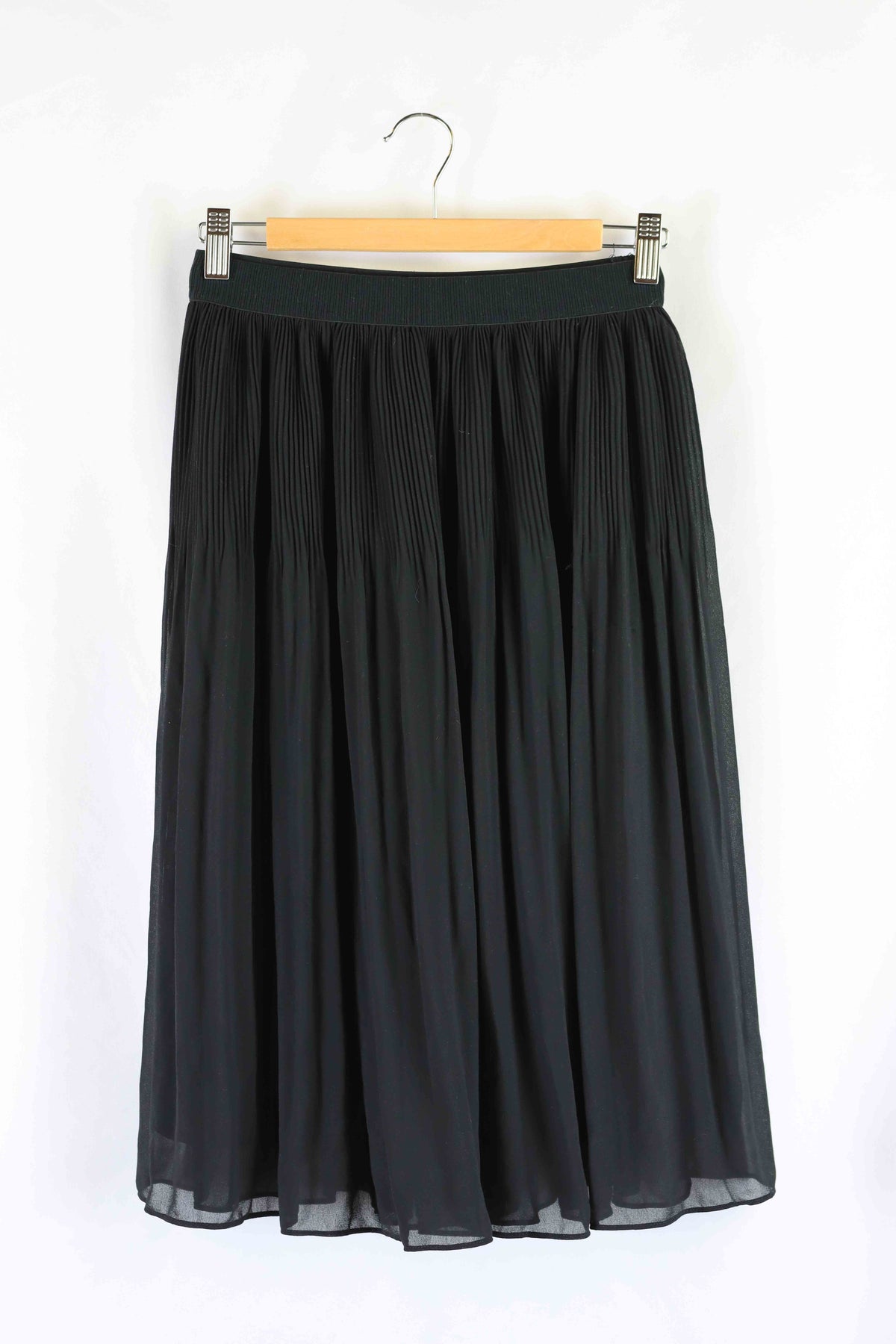 H&amp;M Black Pleated Midi Skirt M