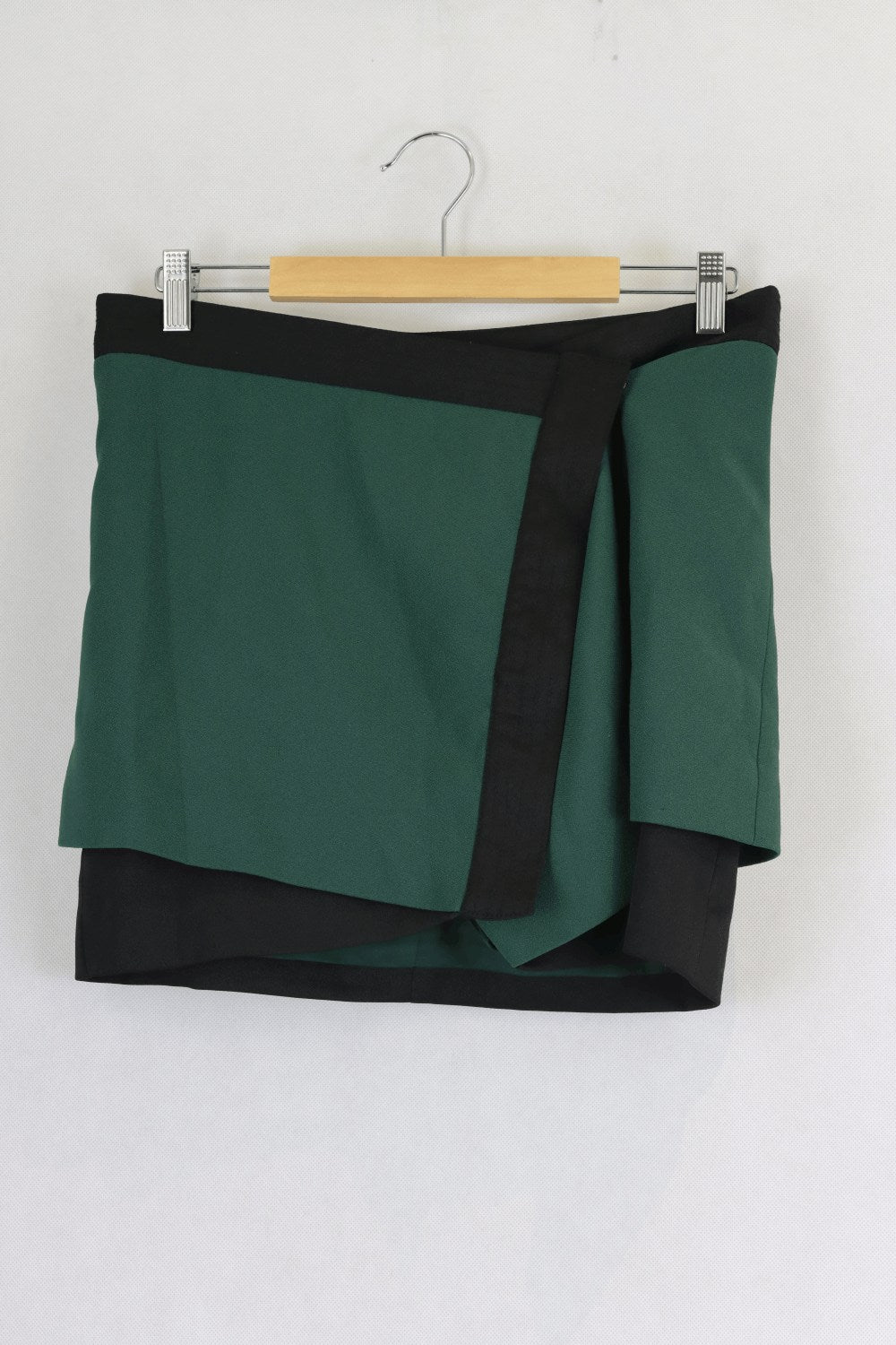 Finders Keepers Skirt Green And Black 8