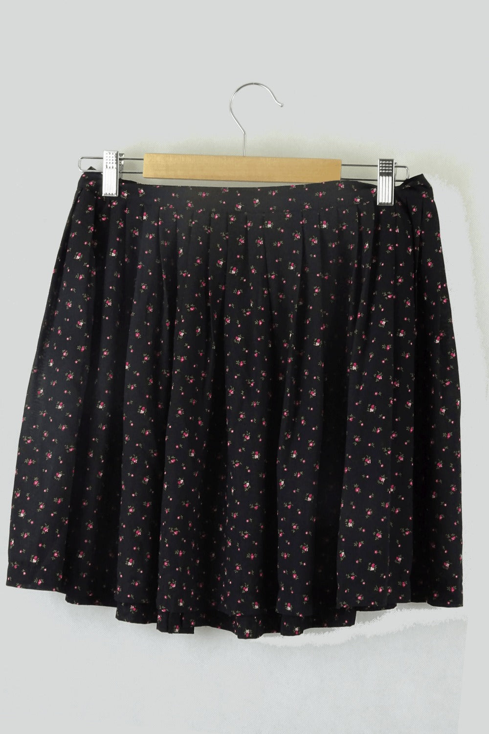 Quirky Circus Floral and Black Skirt 14