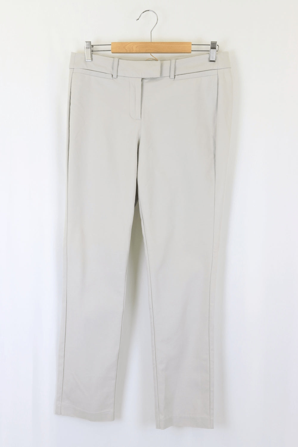 Diana Ferrari i Grey Pants 10