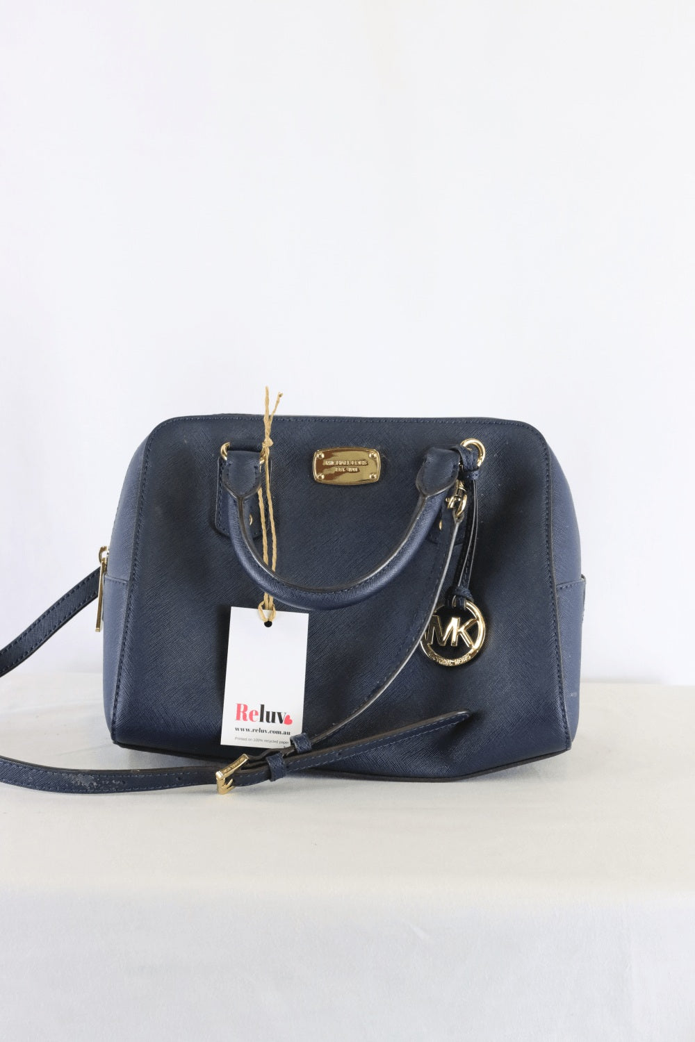 Michael kors 2025 navy crossbody bag