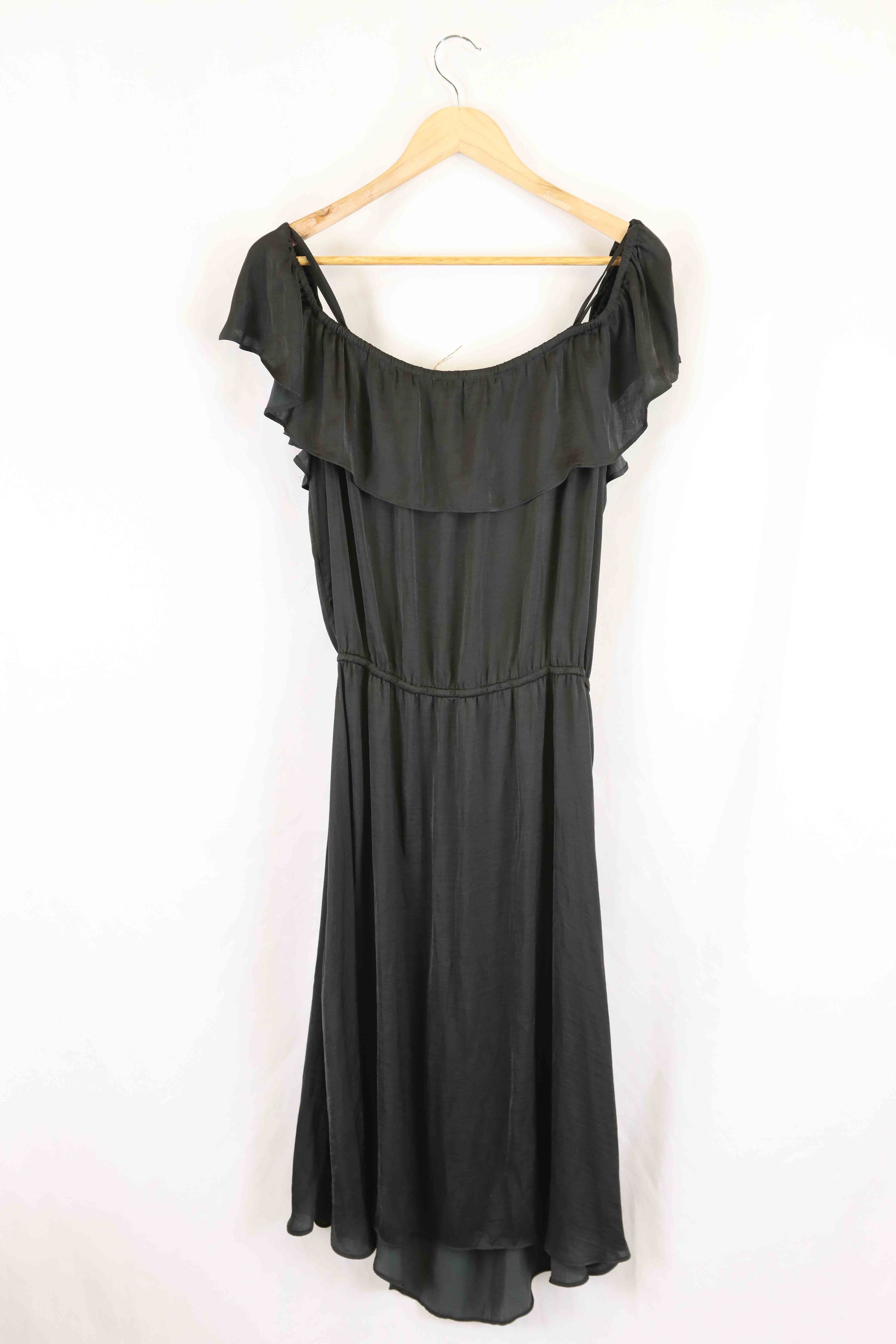 H&m black off the 2025 shoulder dress