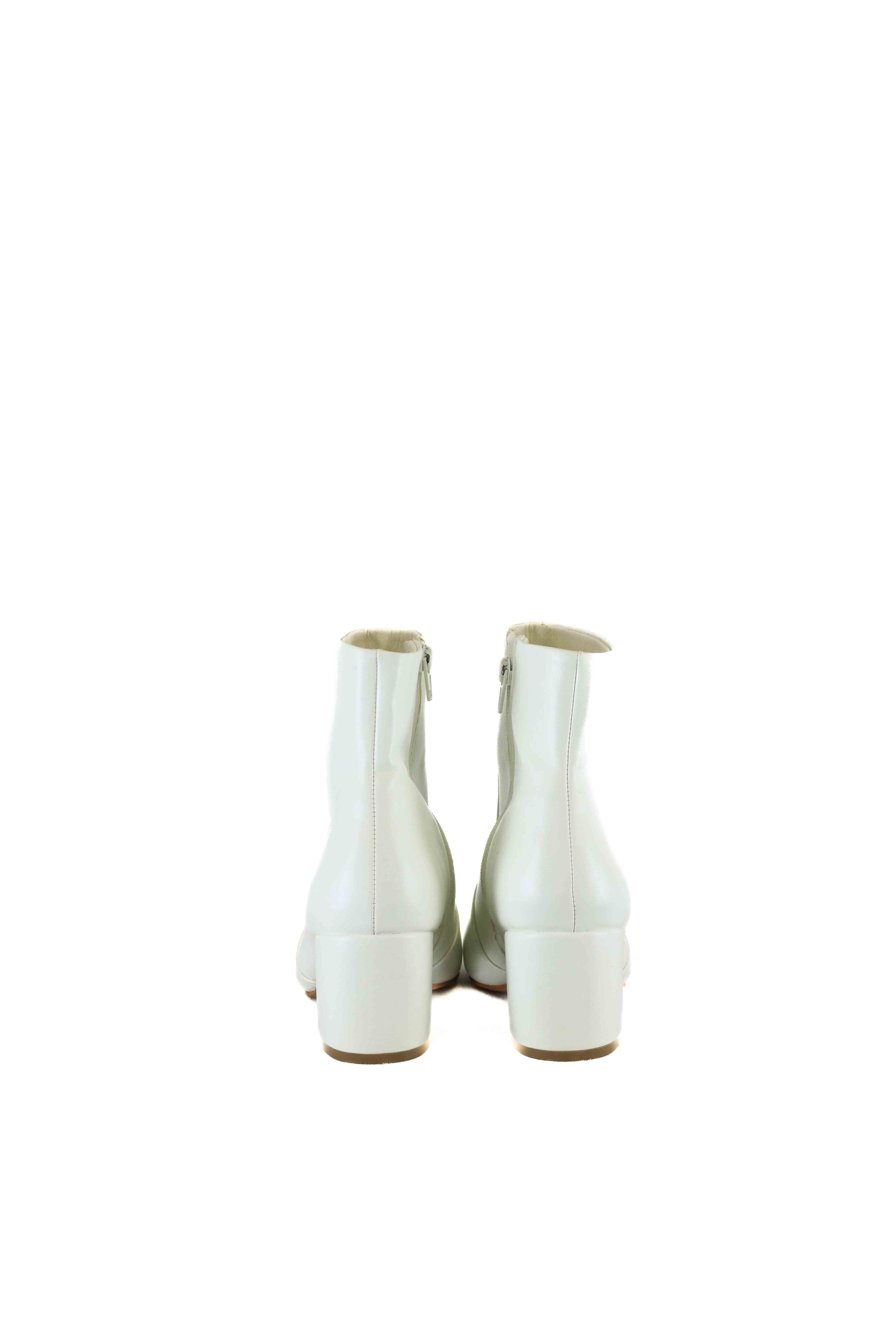 Betts White Ankle Boots AU US 9 EU 40 Reluv Clothing Australia