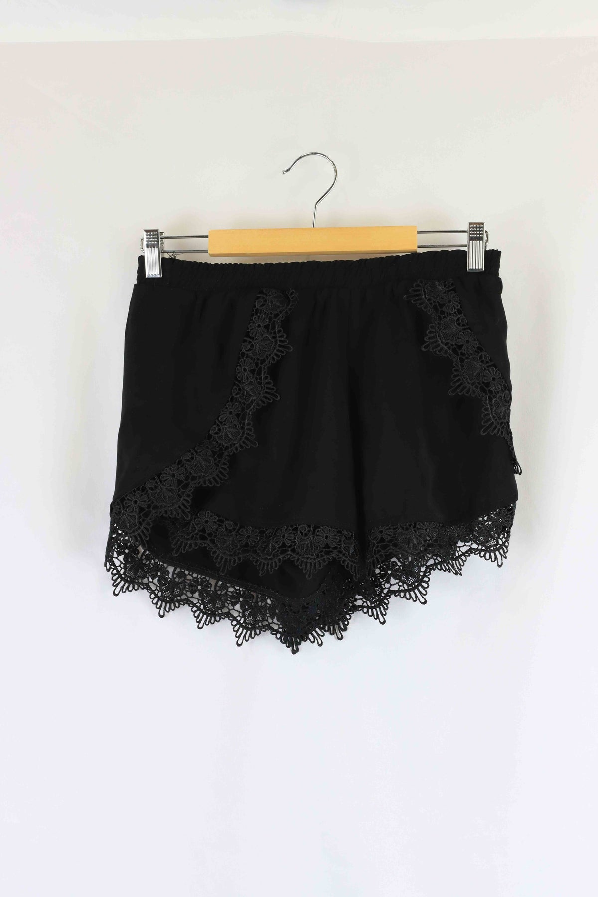 Milka &amp; Gala Black Lace Shorts 10