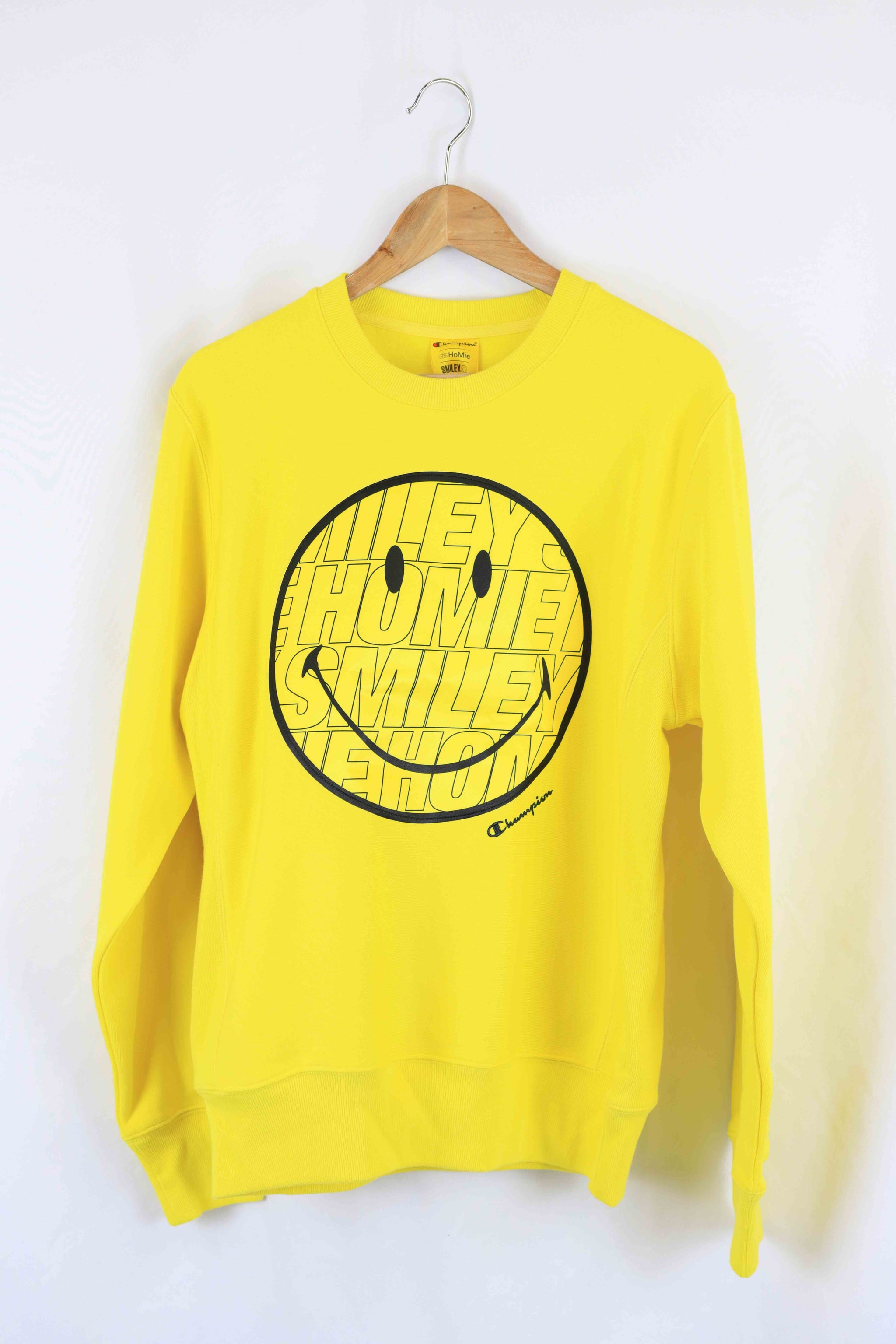 Yellow top jumper champion