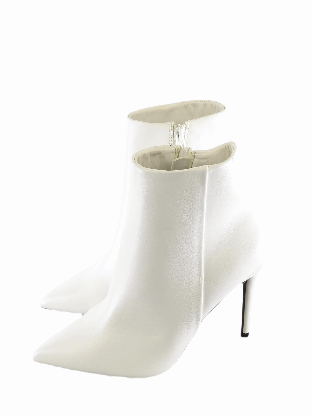 Betts White Boots 7