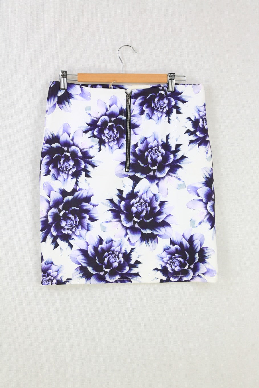 Paint It Red Floral Skirt- M