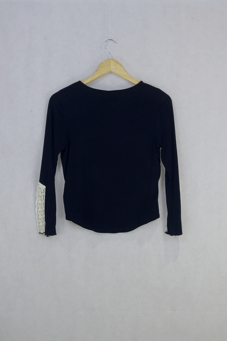 P.M  Black T shirt wth lace S