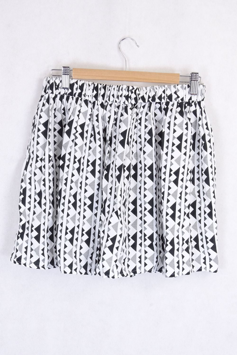 Miss Shop Black and White Skirt 10