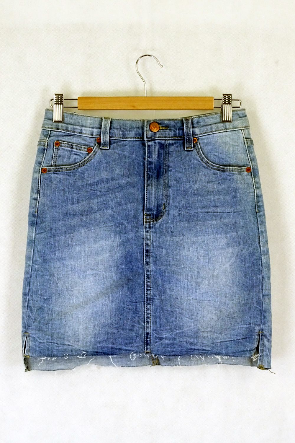 Ziggy Denim Skirt  27 (9AU)| Use code FREESHIP at Checkout