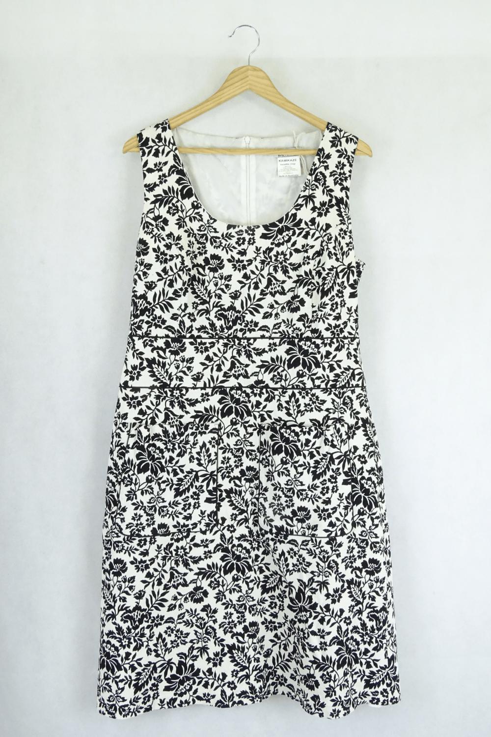 Kamikaze Printed Dress L