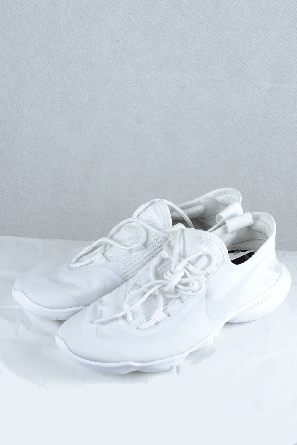 Nike F-r-e-e White Sneaker US9.5