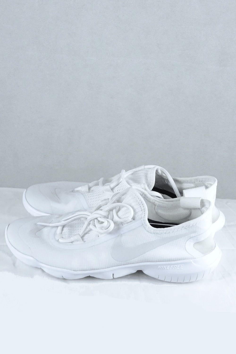 Nike F-r-e-e White Sneaker US9.5