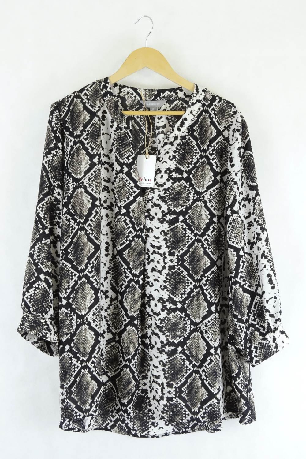 Suzannegrae Animal Print Top 20