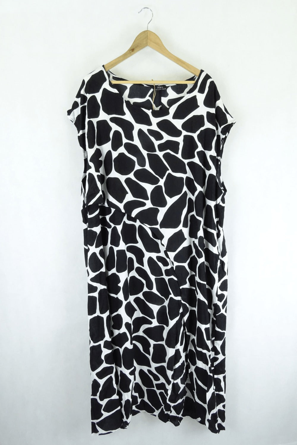 Sara Black And White Dress 24