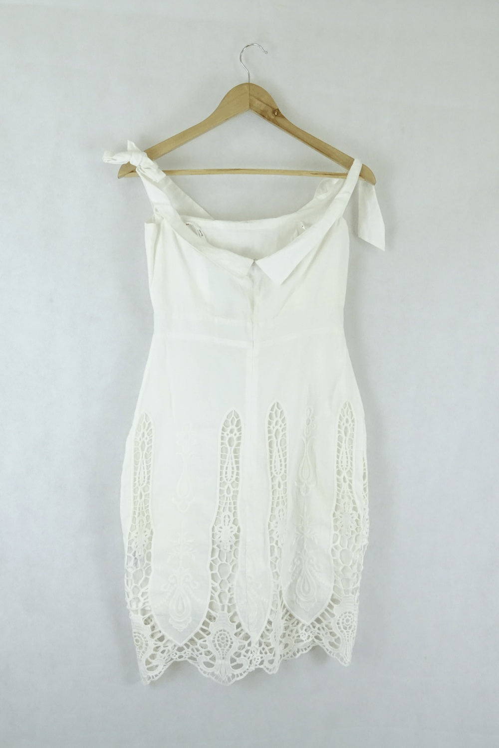 Bardot White Dress With Lace Detailing 8