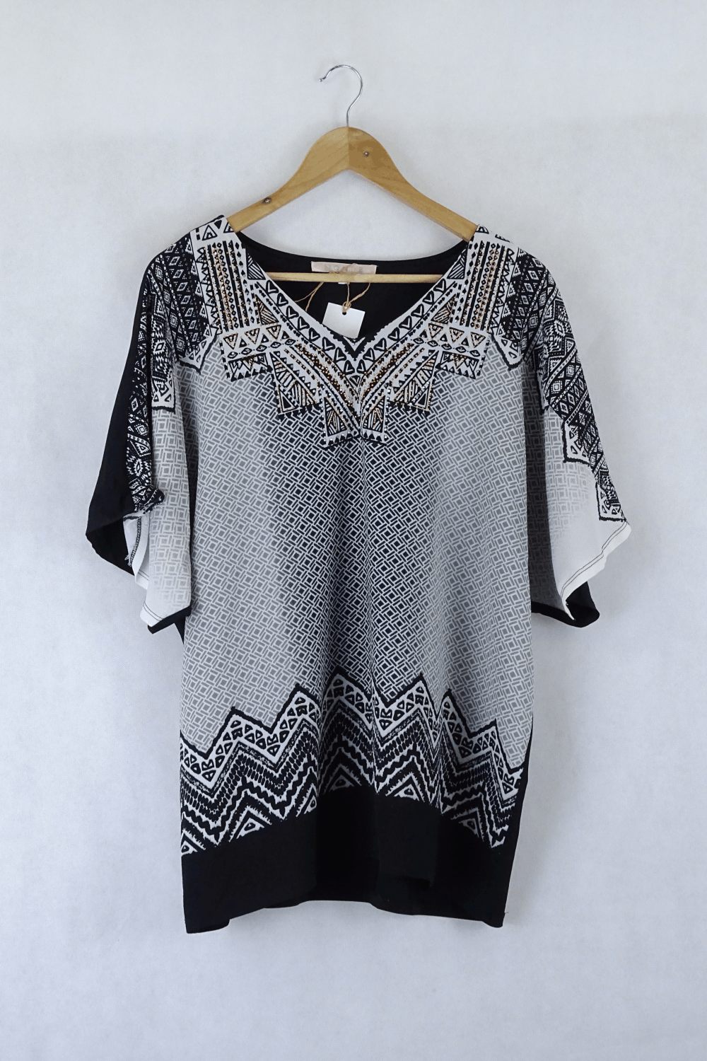 Noni B Black And White Printed Blouse With Embellishment 14