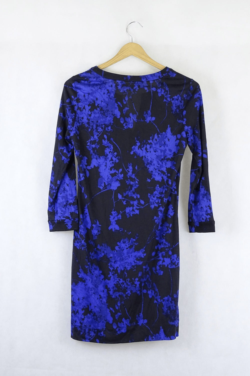 Diane Von Furstenberg Black And Blue Floral Top 4 (Au 8)