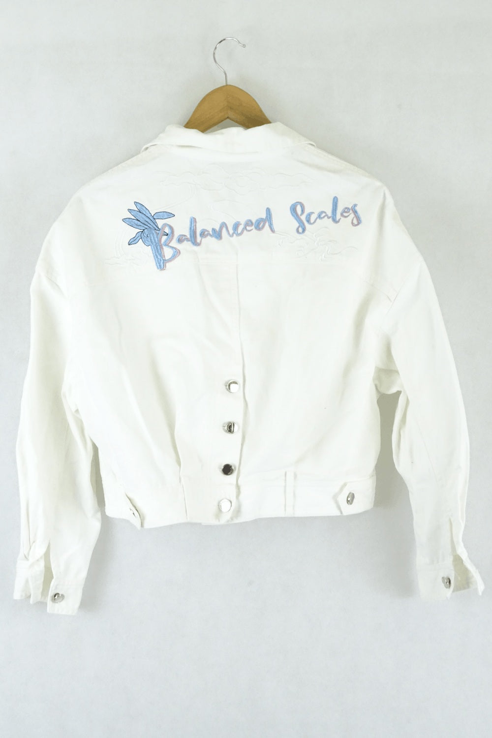 3 Colour White Denim Jacket With Embroidered Stitching  L