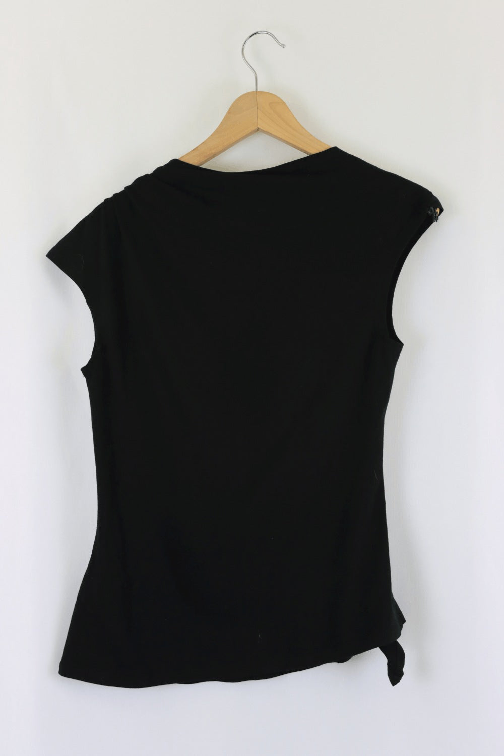 Veronika Maine Black Top S