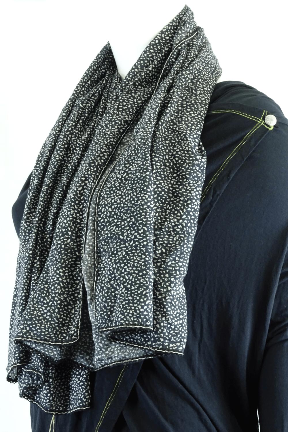 Black And White Scarf One Size