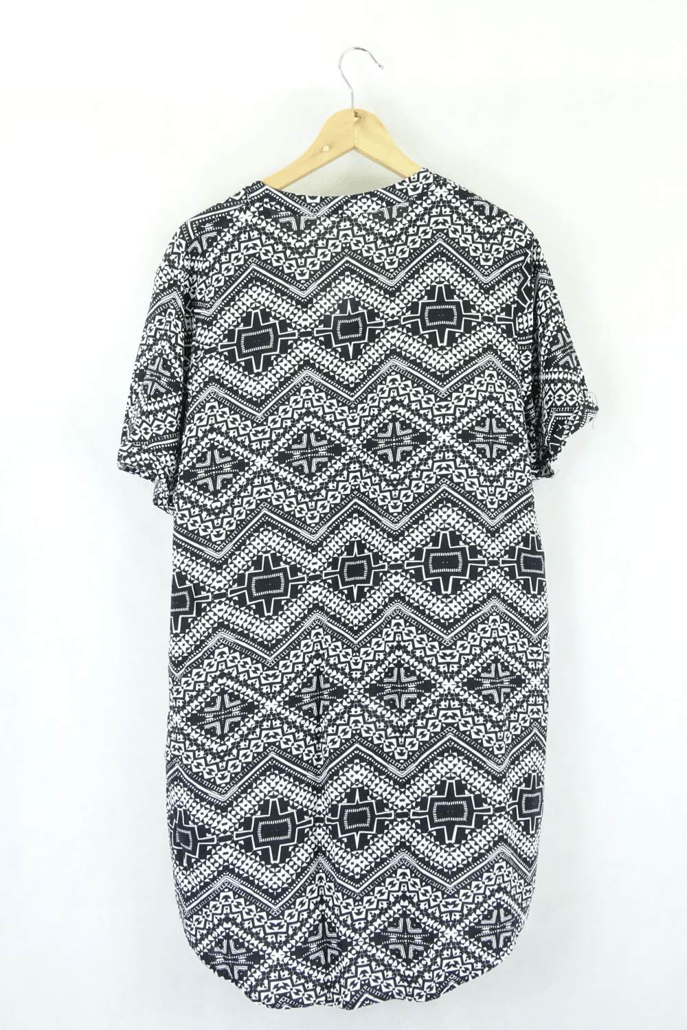 Arel The Label Black And White Geometric Dress M
