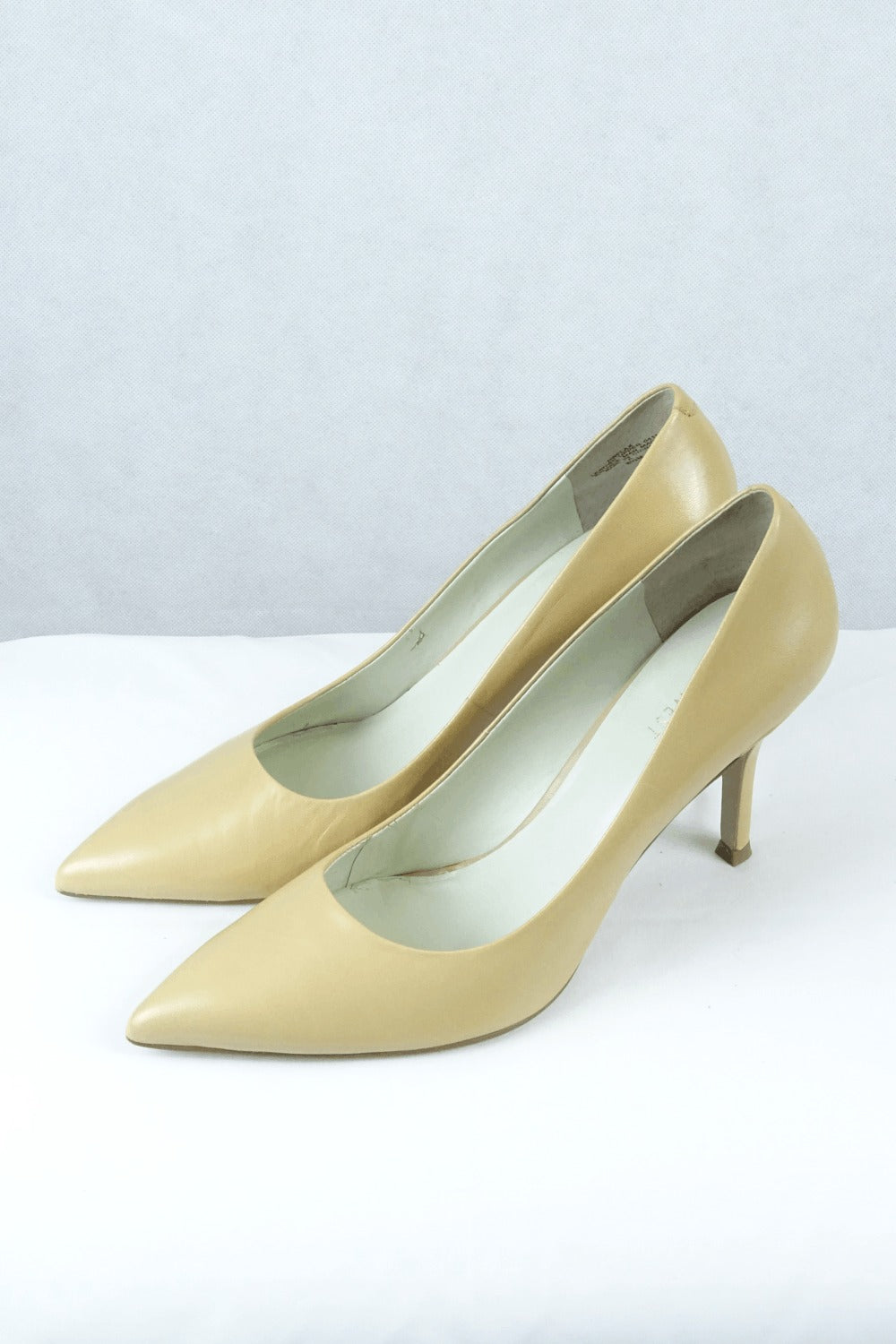 Nine west cheap tan heels