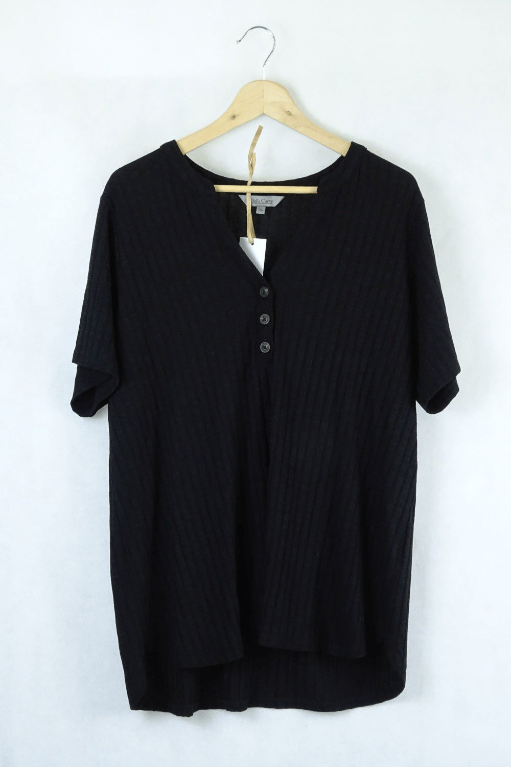 Belle Curve Black T-Shirt 16