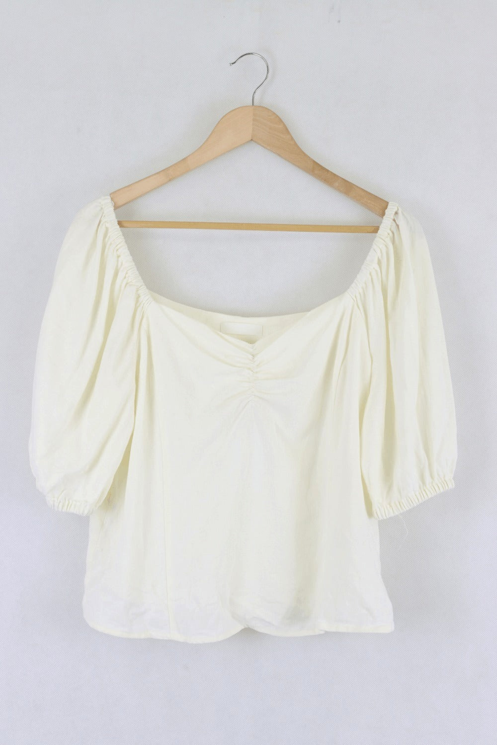 H&amp;M Cream Cropped Top 14