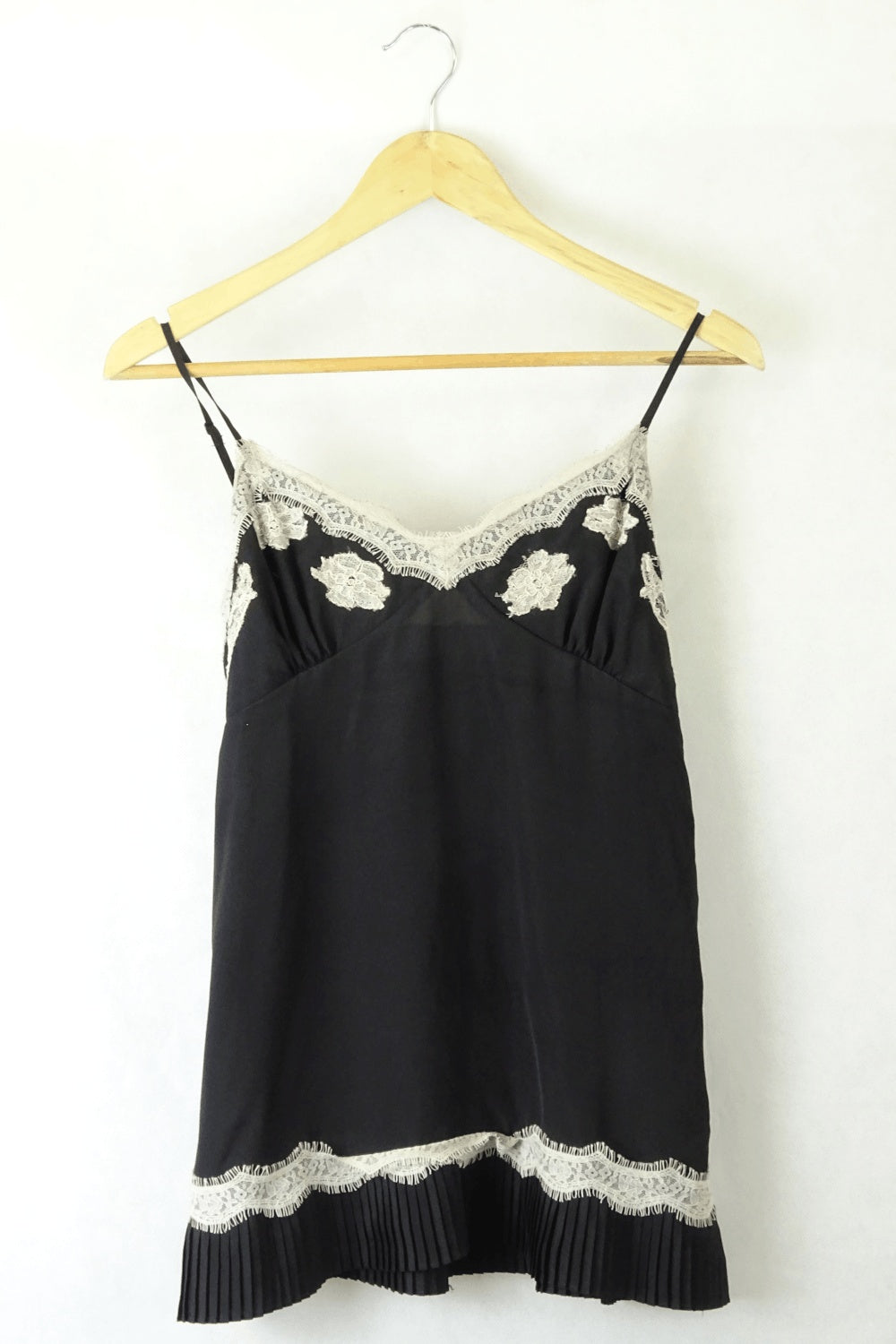 Portmans Black Lace Top With White 10