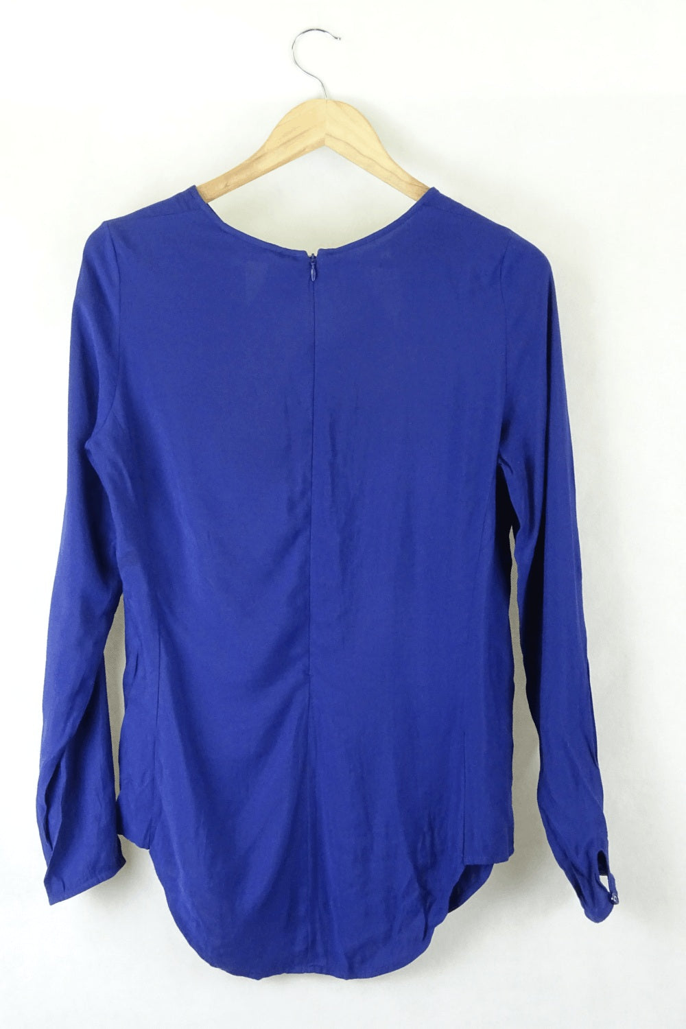 Veronika Maine Blue Long Sleeve Fitted Top 10