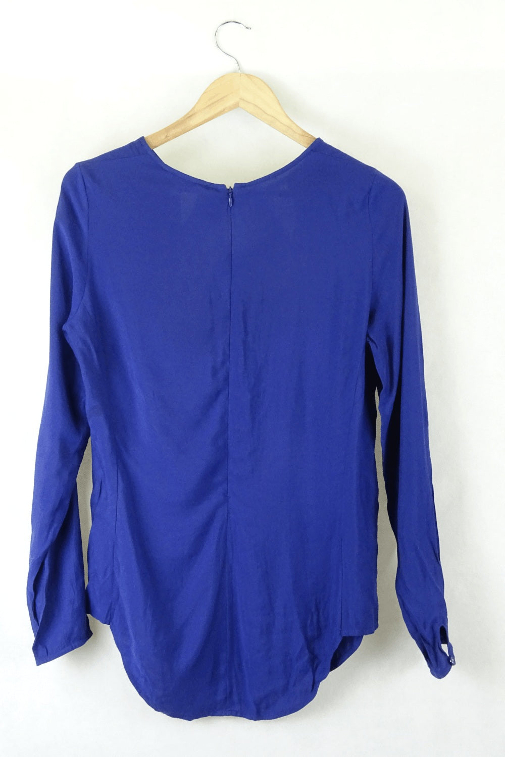 Veronika Maine Blue Long Sleeve Fitted Top 10