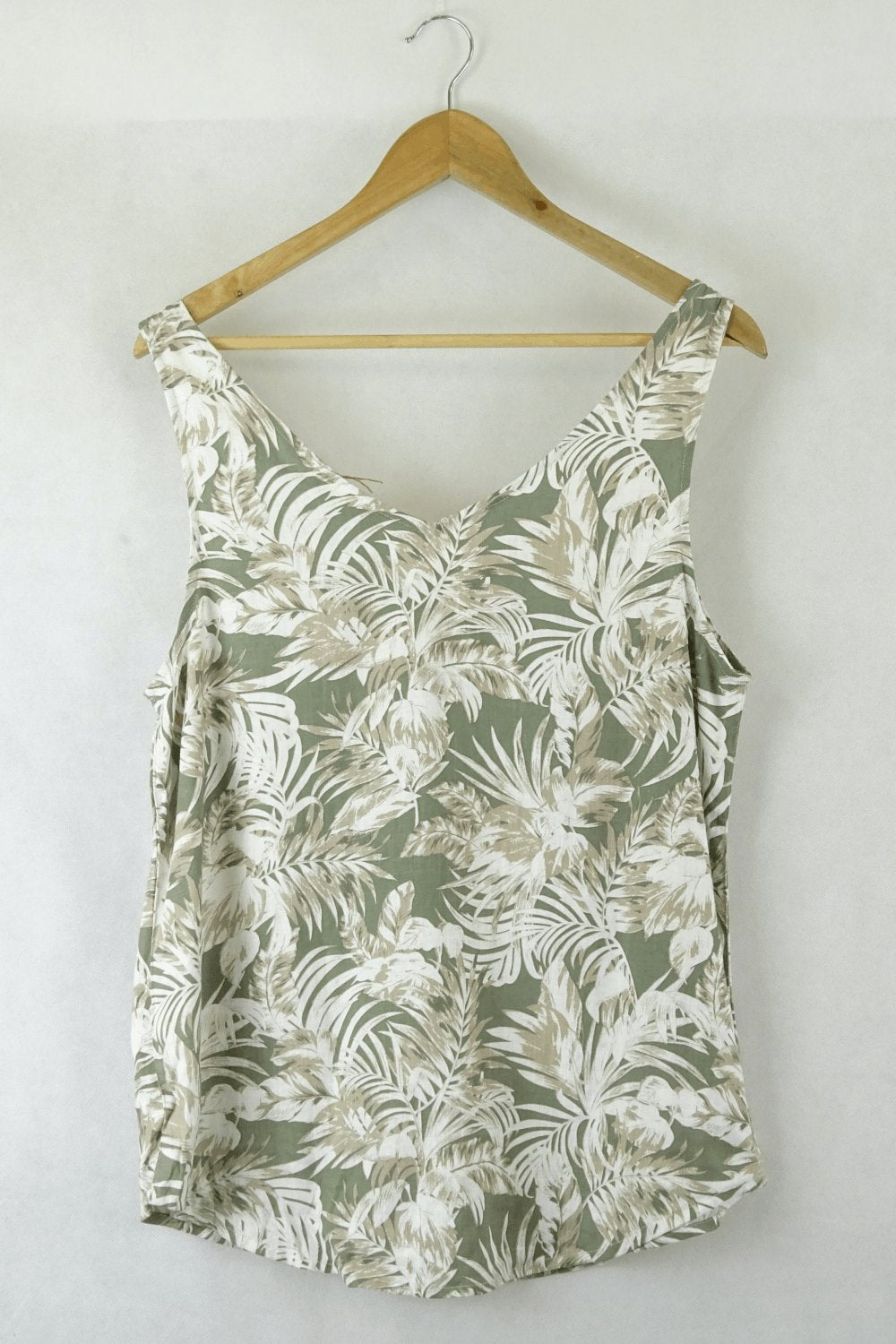 Jeanswest Tropical Top 10