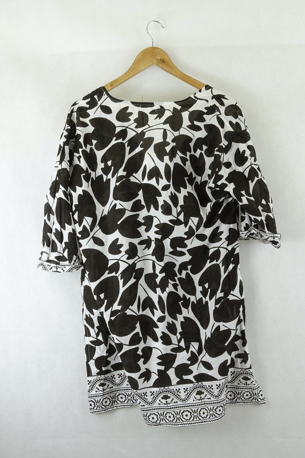 Sussan Leaf Print Cotton V Neck Tunic L