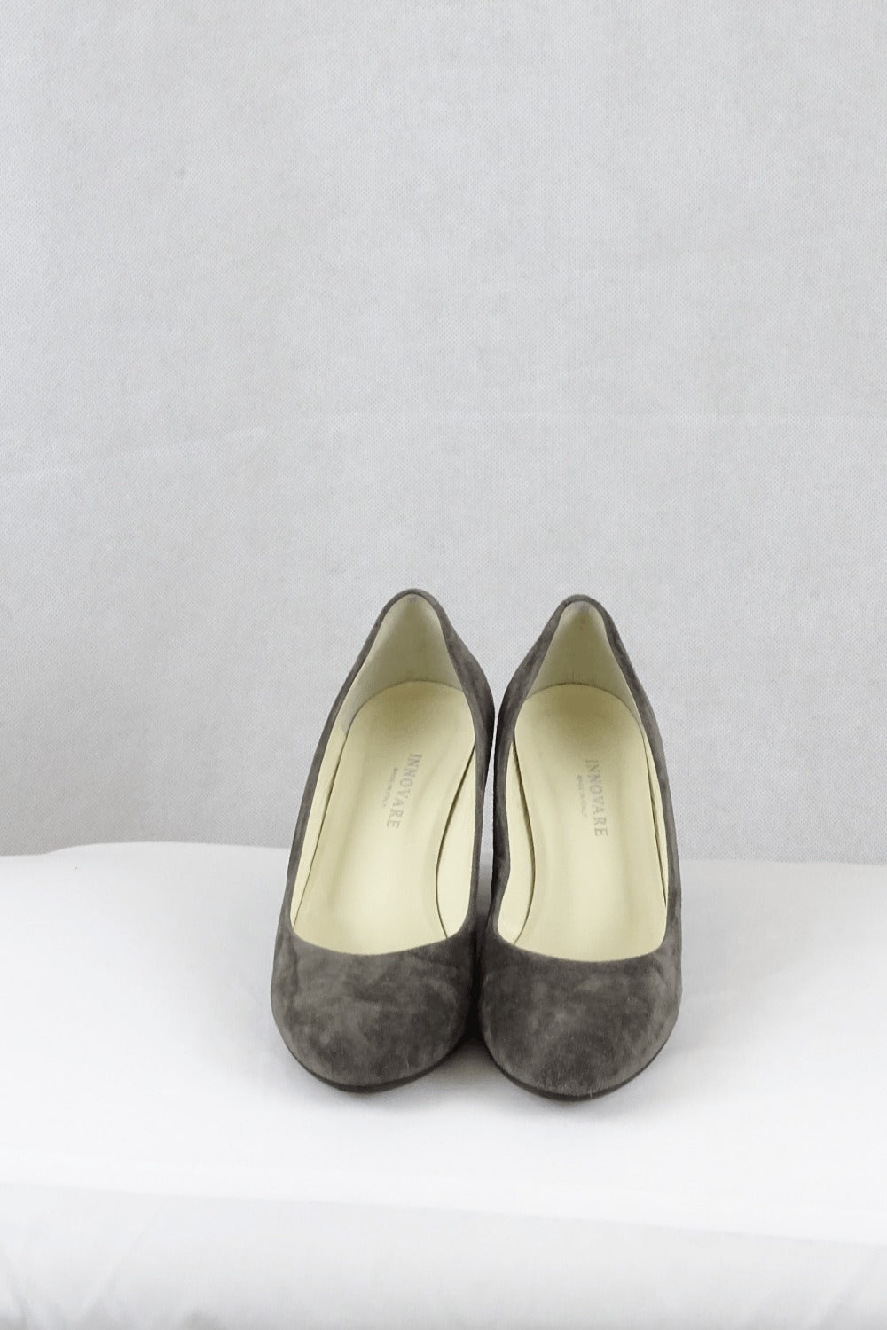 Innovare Suede Grey Wedged Shoes 37.5