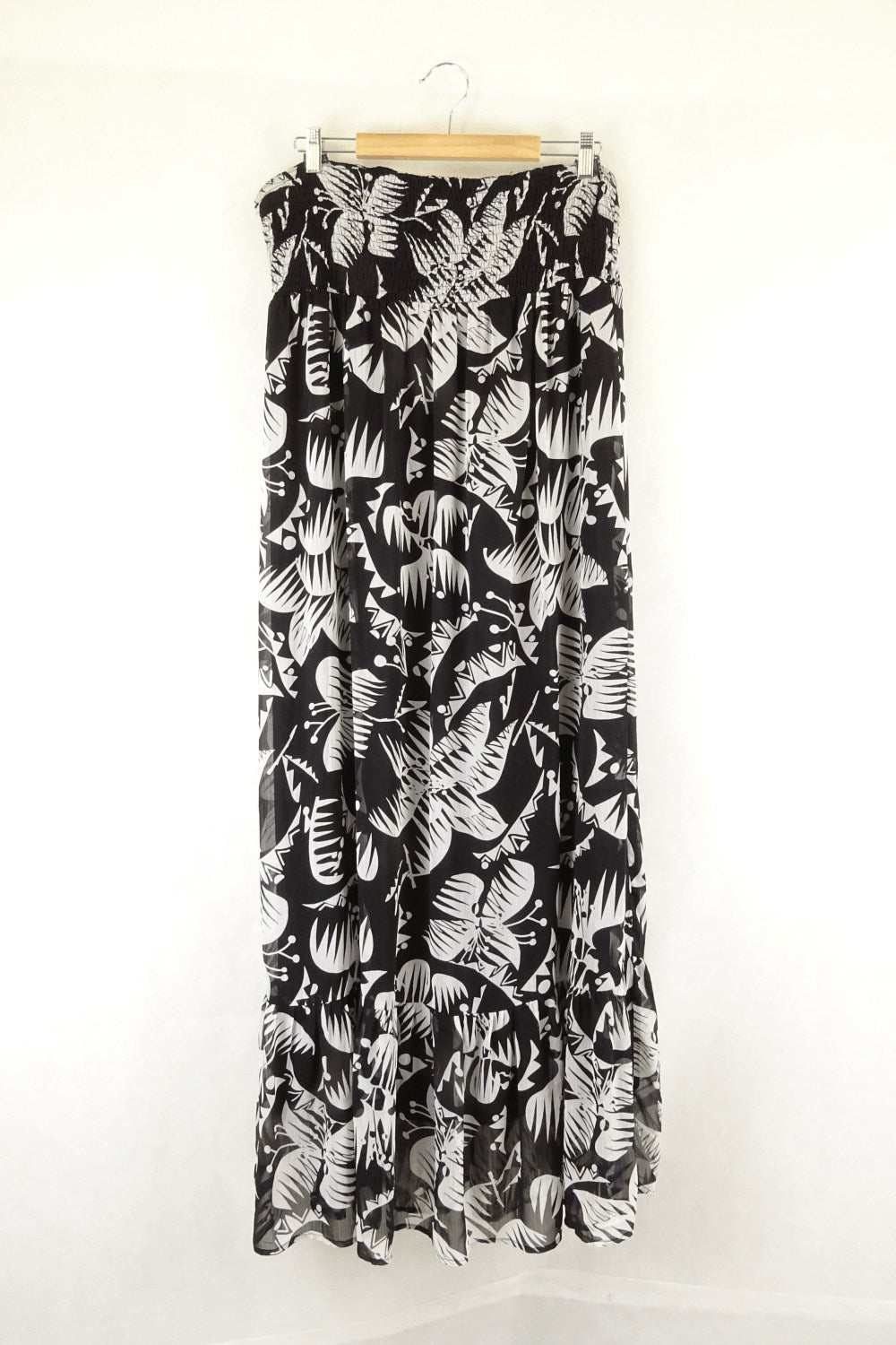 Expression Floral Black And White Dress 16