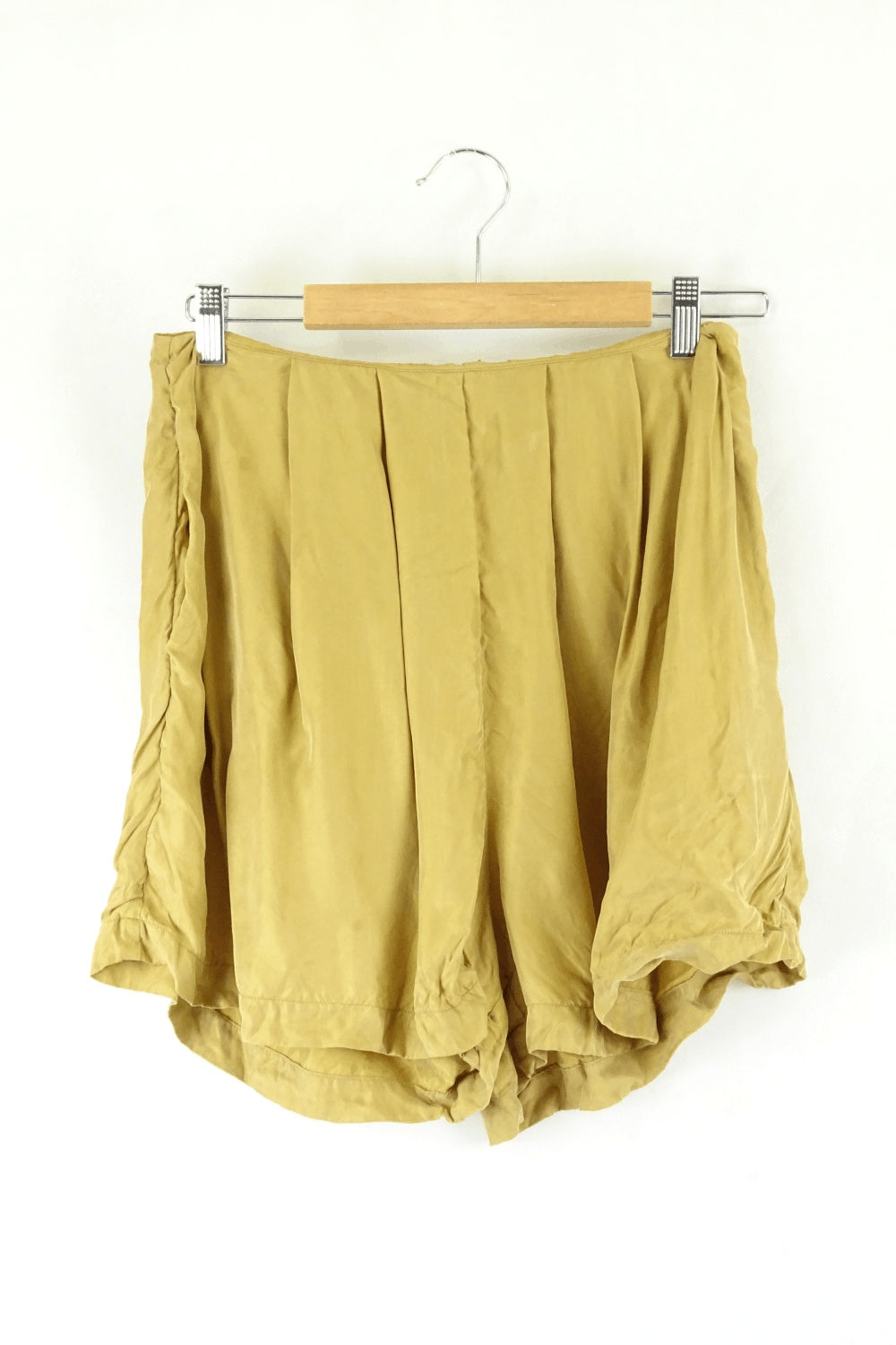 Sancia Yellow Shorts M