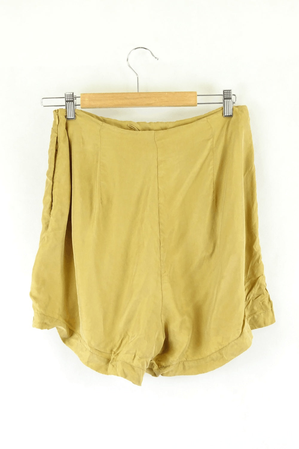 Sancia Yellow Shorts M
