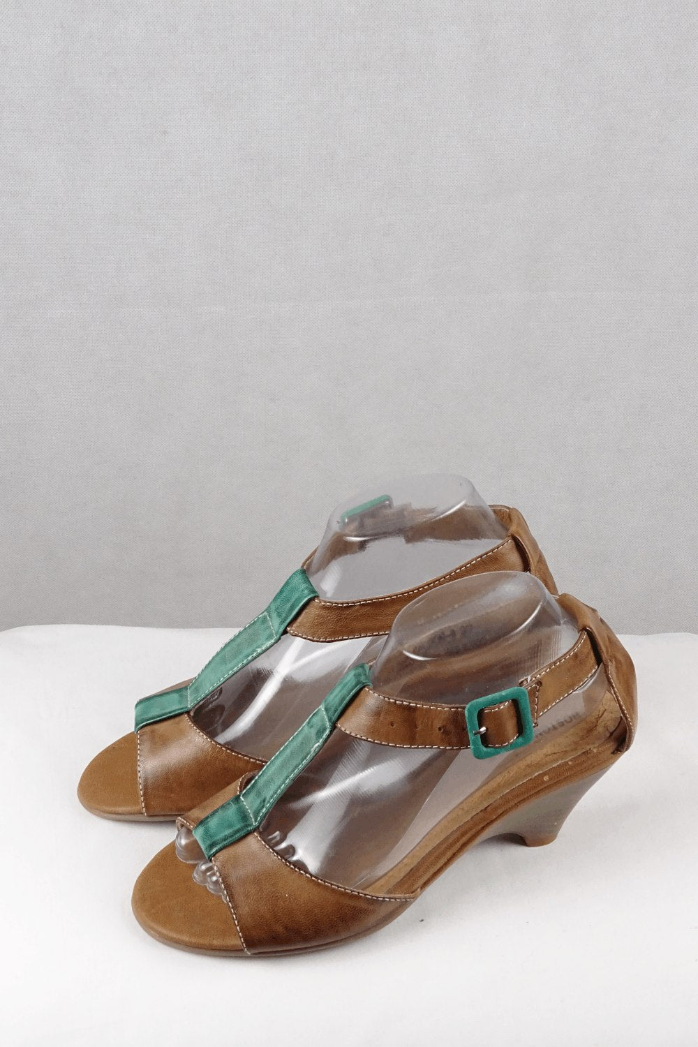 Boston Belle Brown And Blue Sandals 39