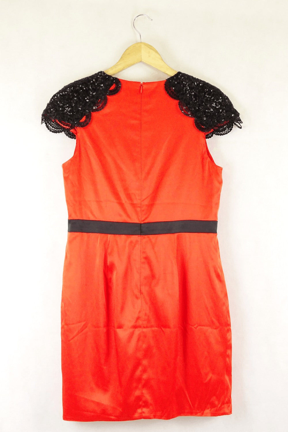 Elle Zeitoune Orange And Lace Dress 14
