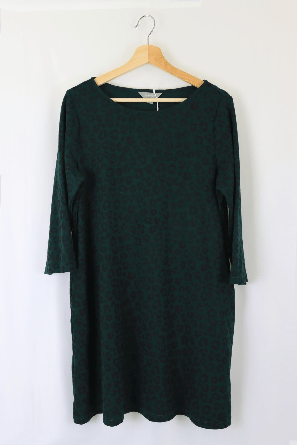 Suzanngrae Leopard Print Green And Black Top L