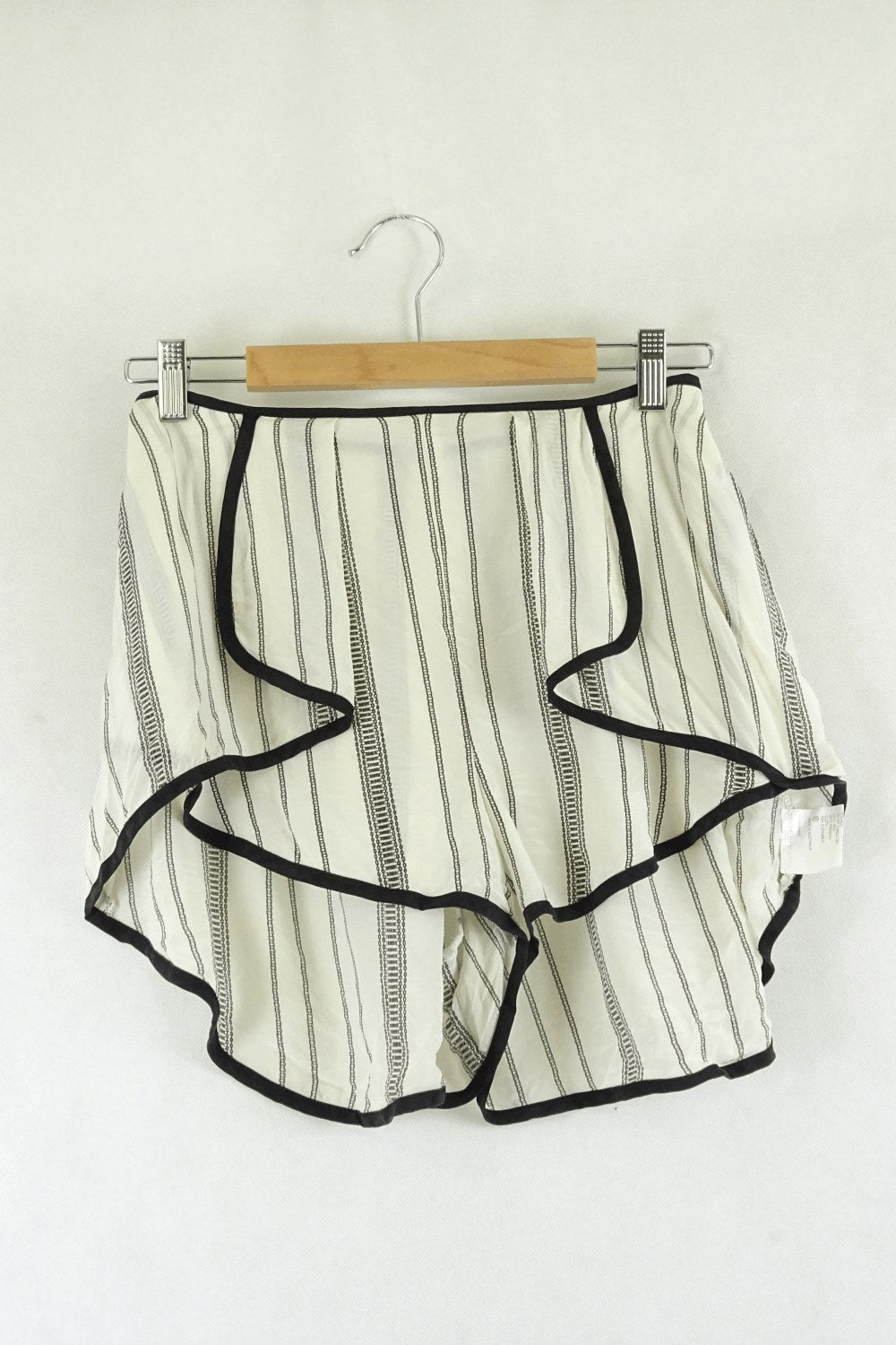 Bec & Bridge Black And White Shorts 8