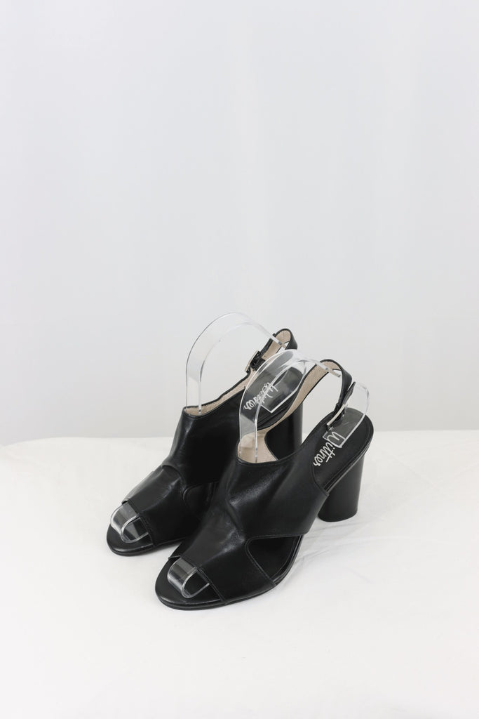 Wittner black sandals new arrivals