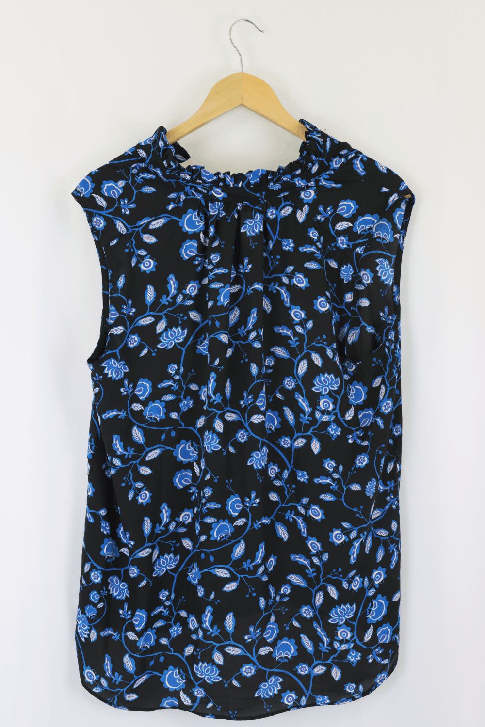 Premise Studio Blue Floral Top L