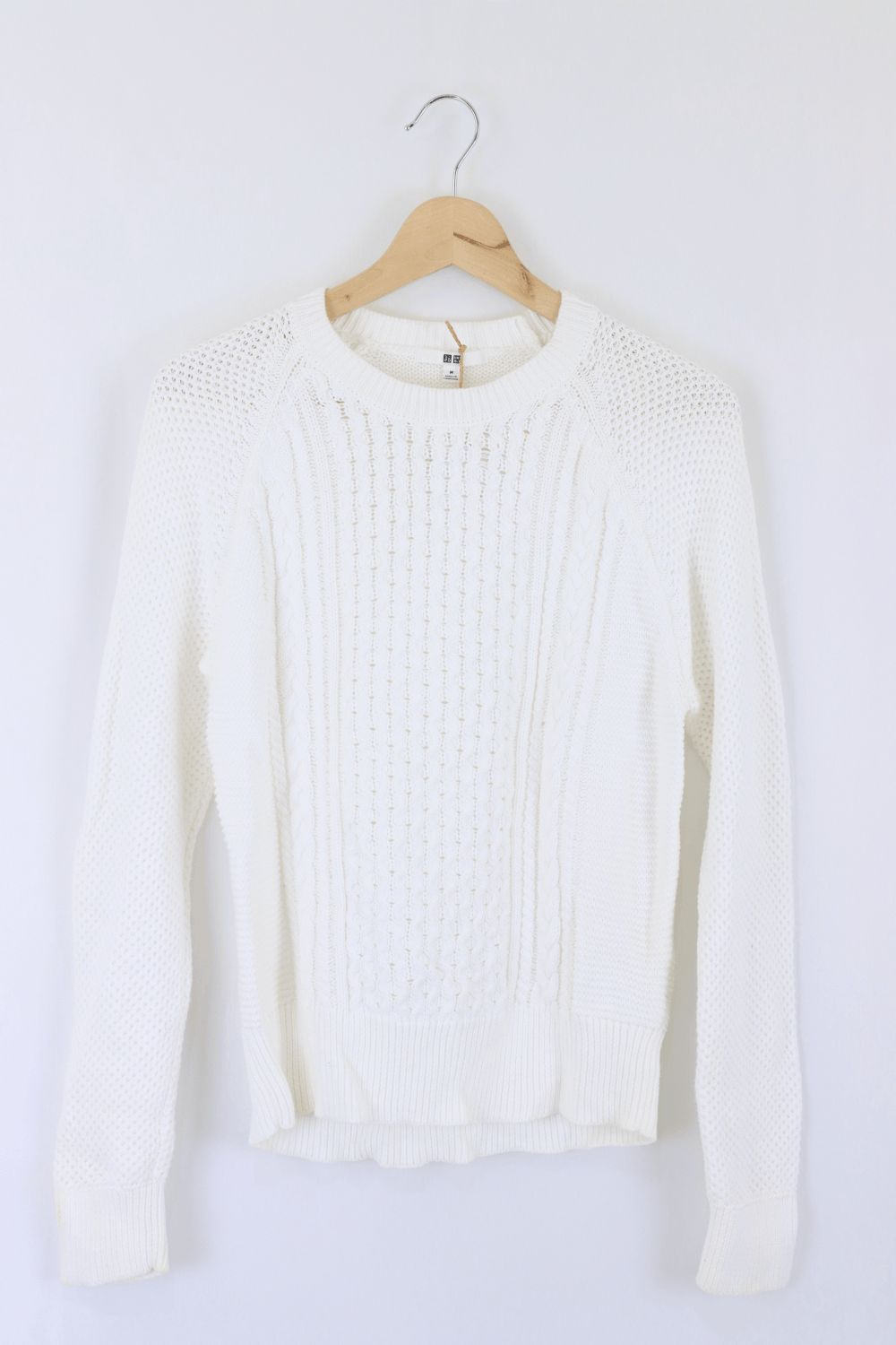 Uniqlo White Knitted Jumper M