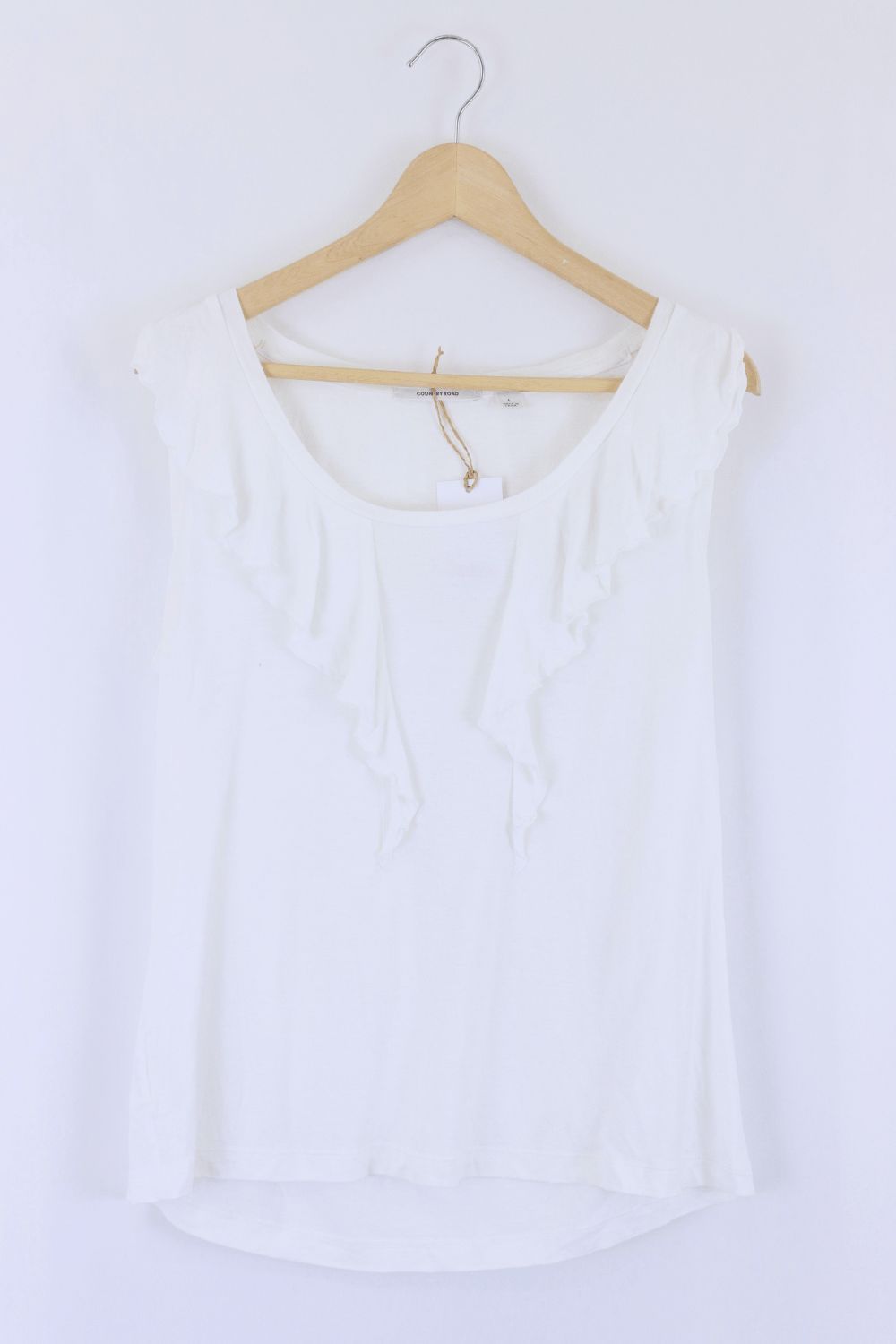 Country Road White T-shirt L