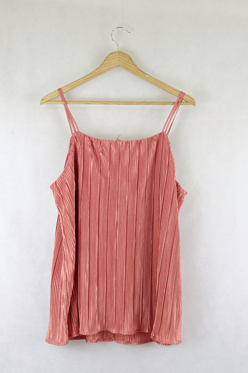 Preview Pink Pleated Top 16