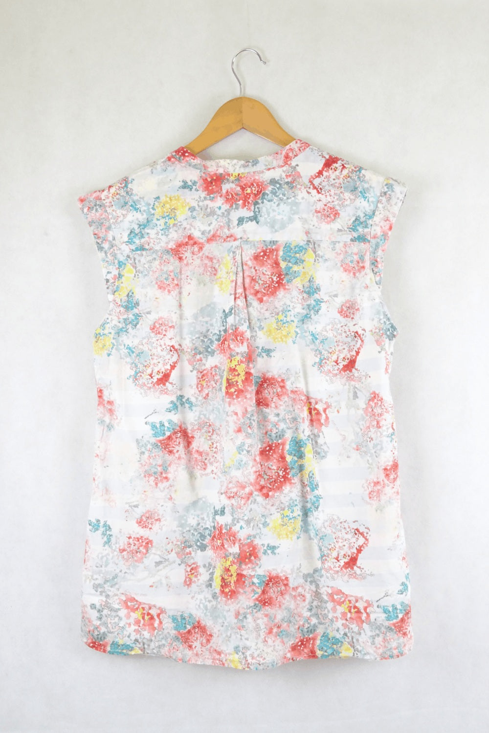 Blue Illusion Floral Top L